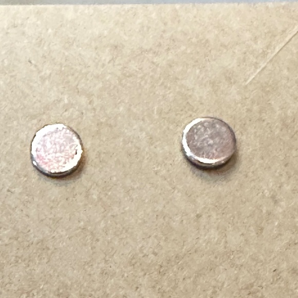 2/$15 Copper disc post/stud earrings. - Picture 2 of 6